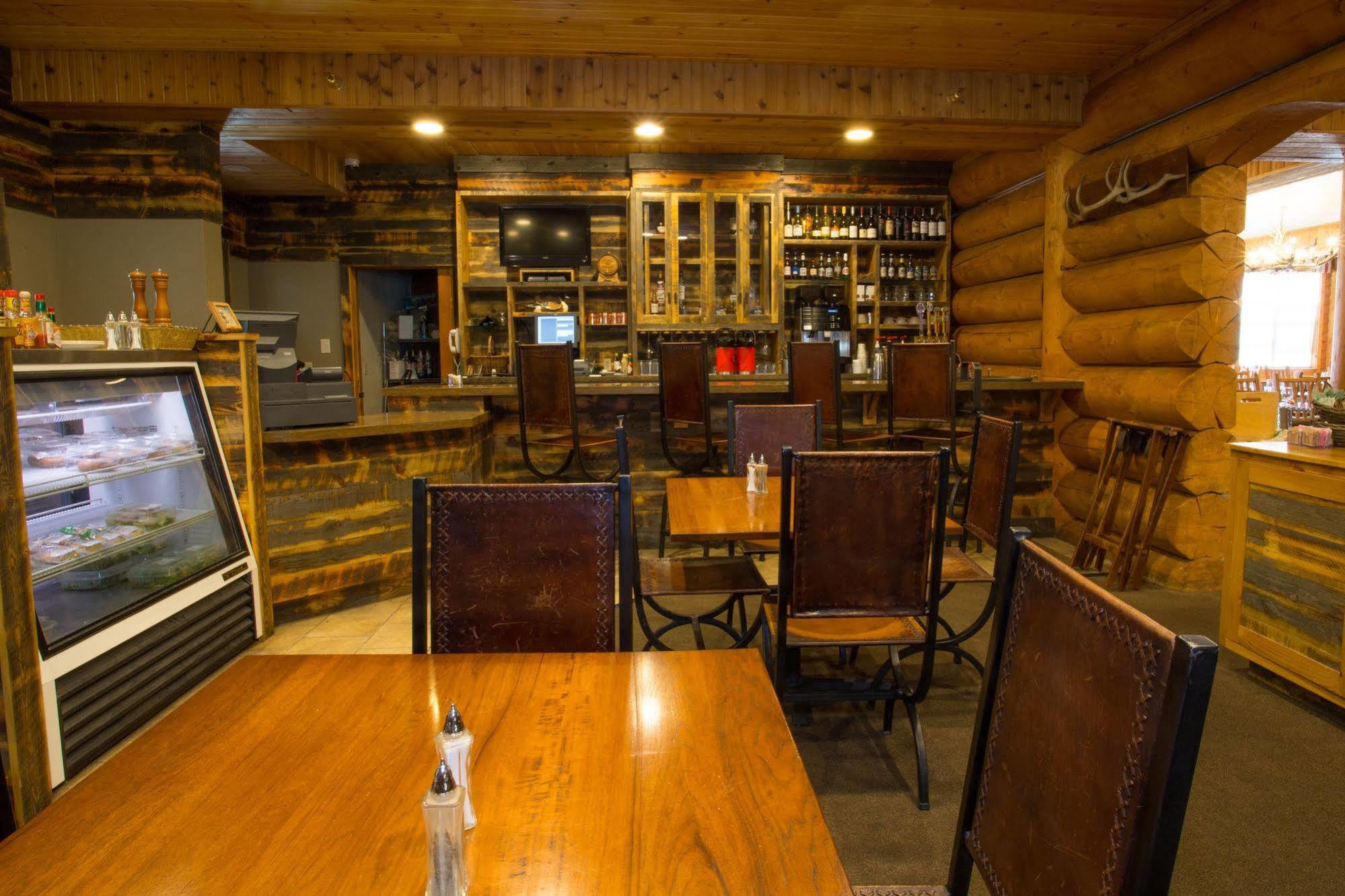 Headwaters Lodge & Cabins At Flagg Ranch Moran Exterior foto